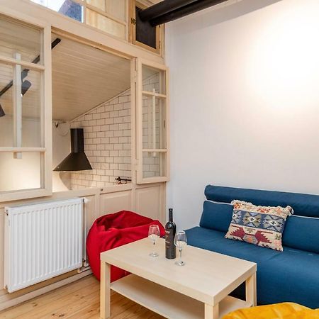 Nina' Cozy Apartment Tbilisi Bagian luar foto